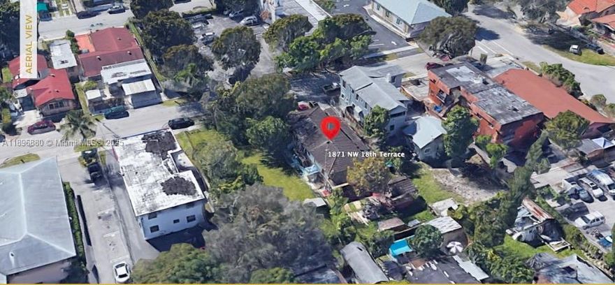 ±13,396 SF Multi-family development Lot for Sale – Miami, FL. Located in a geographic submarket, Allapattah, which is experiencing major growth and demand. Strategically situated right between Miami International Airport and U Health / Jackson Health District (one of the largest Health Districts in the country). Workforce Housing and Affordability incentives available through certain City Programs can provide possible: Density increases; Parking reductions; Impact Fee reductions. Existing Duplex onsite allows for income while obtaining approvals. Buildable Units: 11 (as of Right, can be increased to 22 under a specific City of Miami Affordability incentive). Zoning: T-4