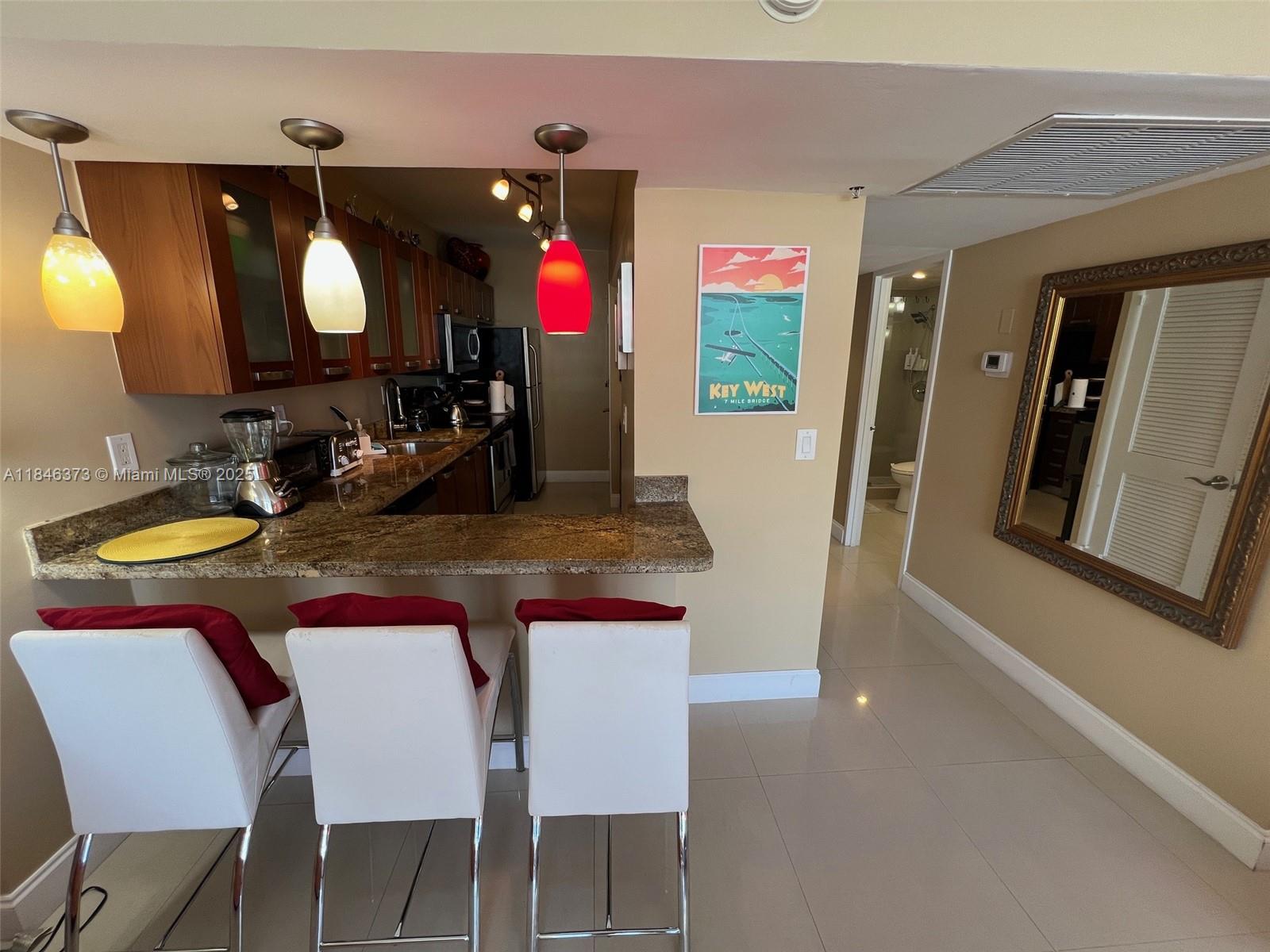 THE DECOPLAGE CONDO - Residential