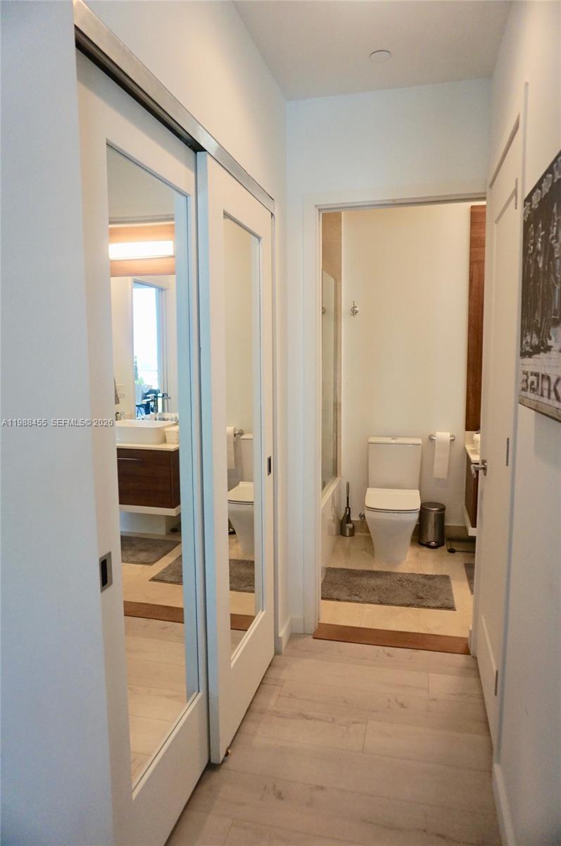 THE CRIMSON CONDOMINIUM - Residential Lease