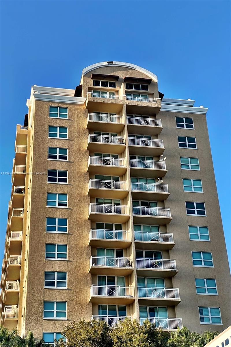 DA VINCI ON DOUGLAS CONDO - Residential