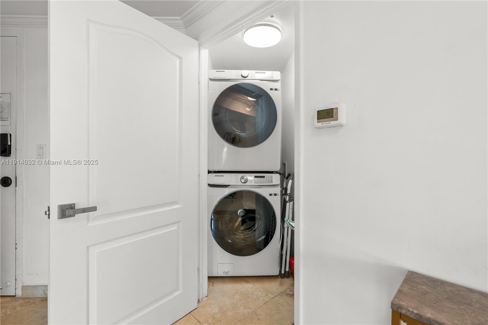 KING DAVID OF SUNNY ISLES - Residential