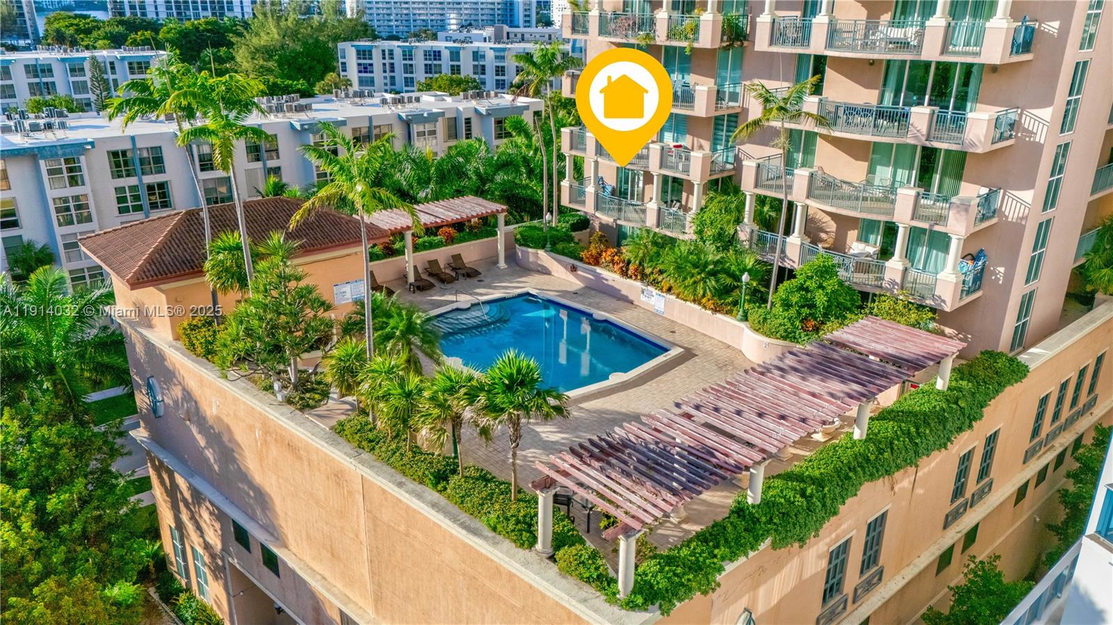 KING DAVID OF SUNNY ISLES - Residential