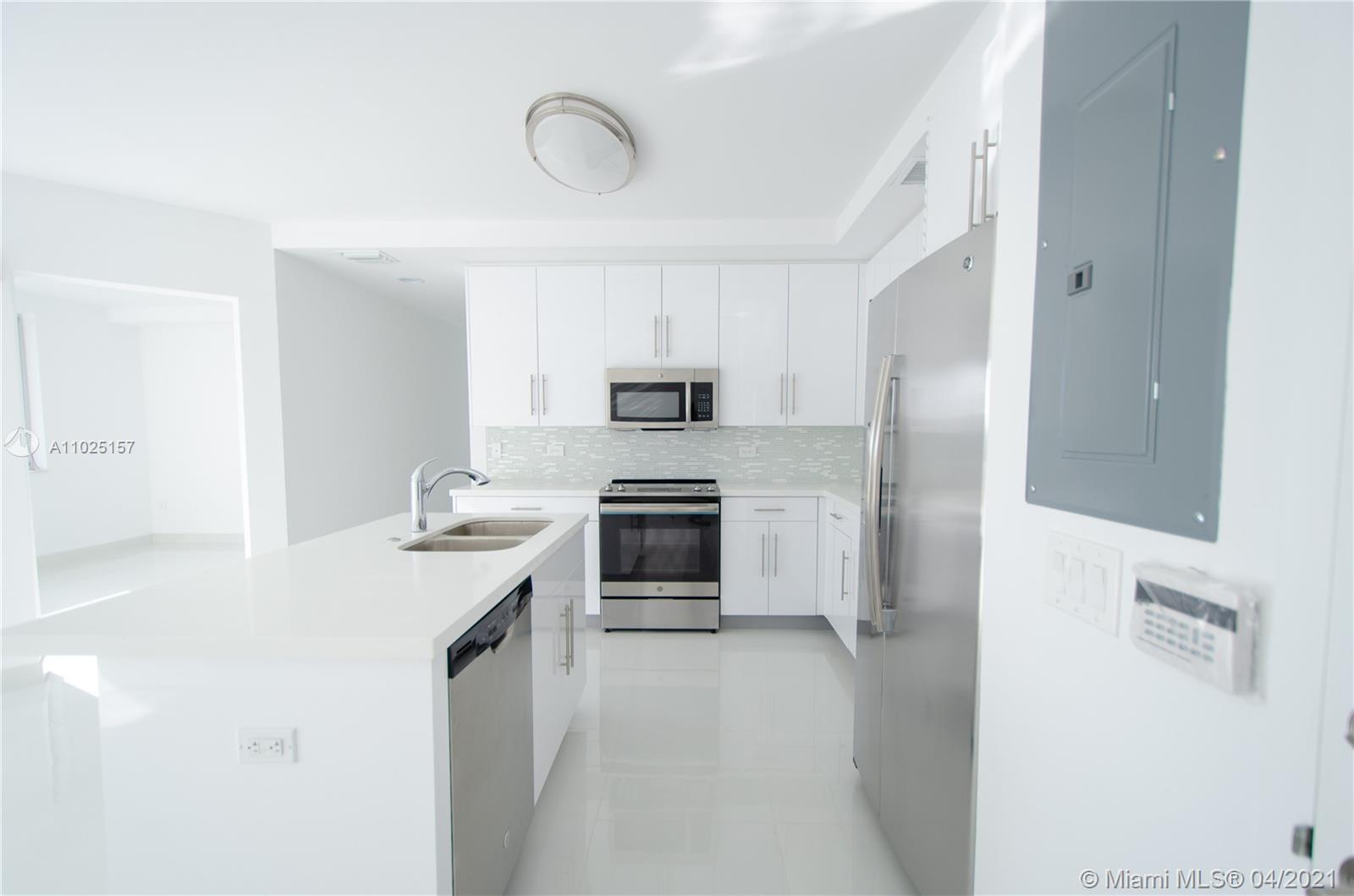 WEITZER AVENTURA PLACE CO - Residential Lease