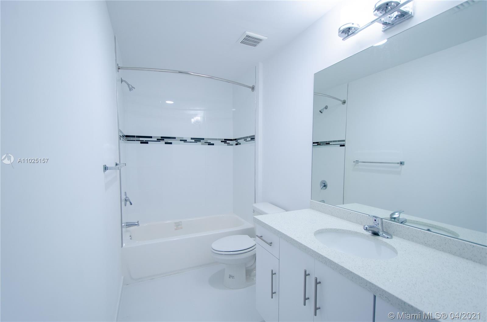 WEITZER AVENTURA PLACE CO - Residential Lease