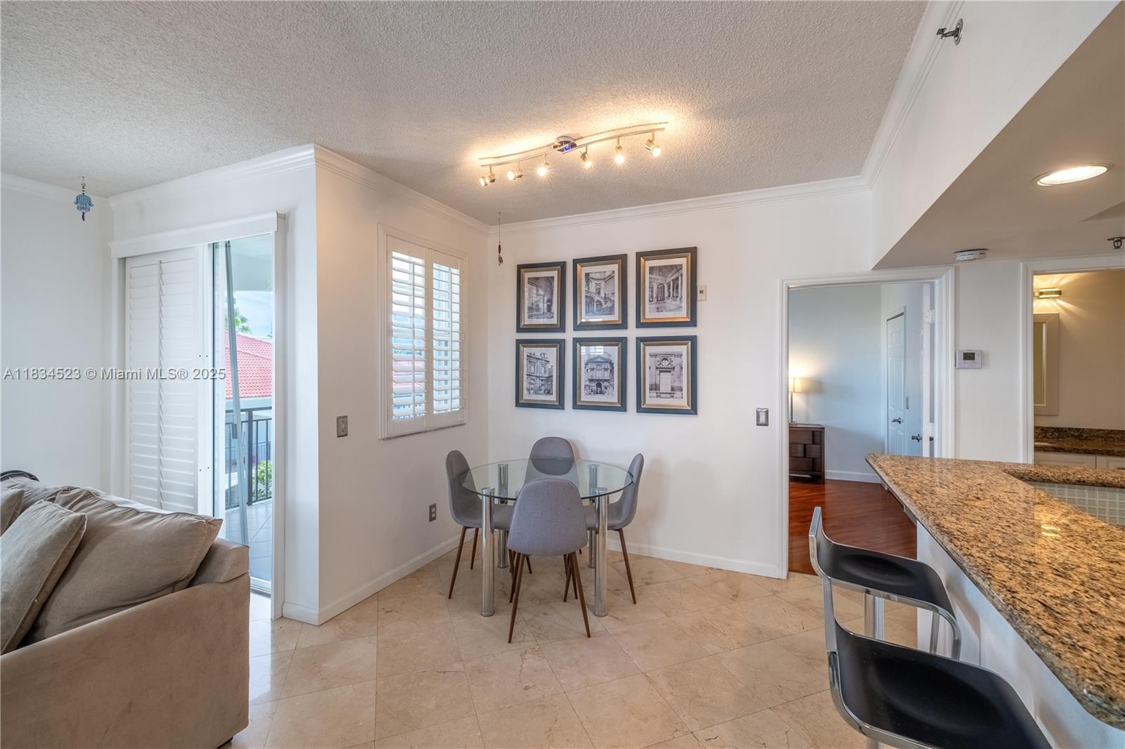 3255 NE 184th St 12416