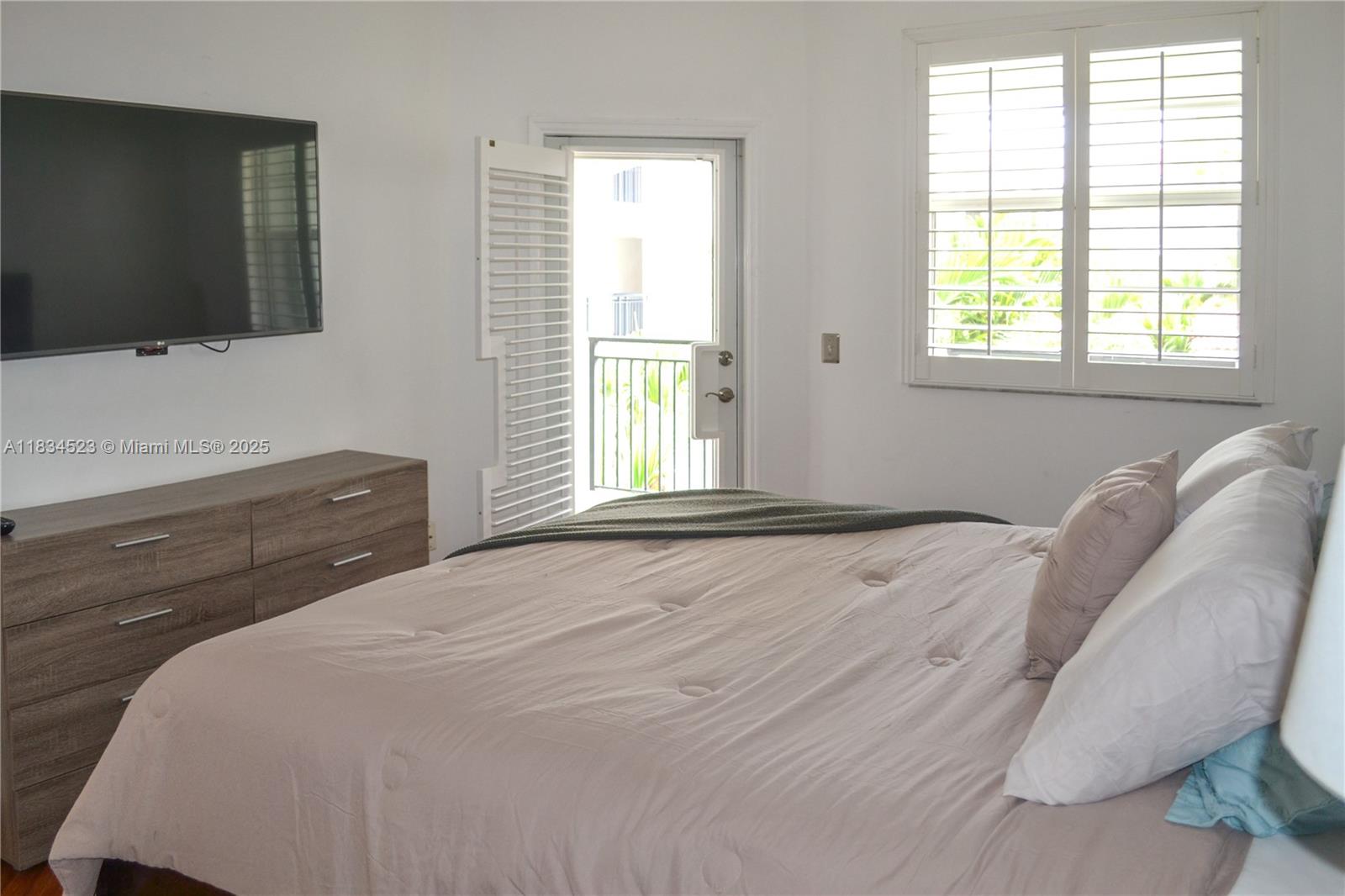 VILLAGE BY THE BAY CONDO - Residential Lease