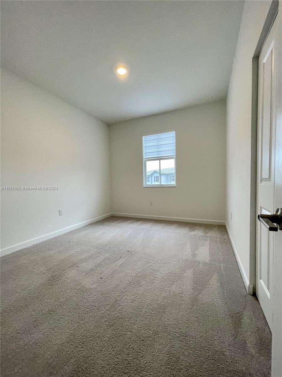 SUNSET TRAILS - Residential Lease