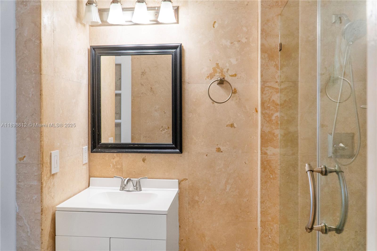 WINDY POINTE CONDO NO 62 - Residential Lease