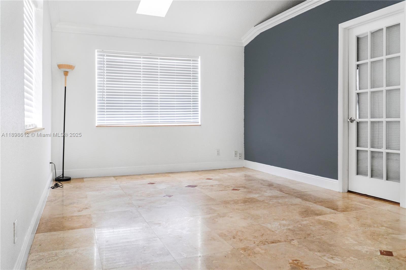 WINDY POINTE CONDO NO 62 - Residential Lease