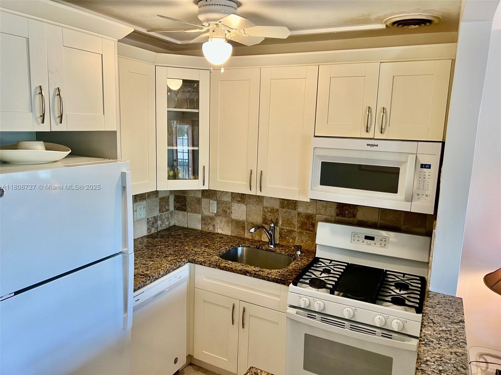 301 E Mcnab Rd 205