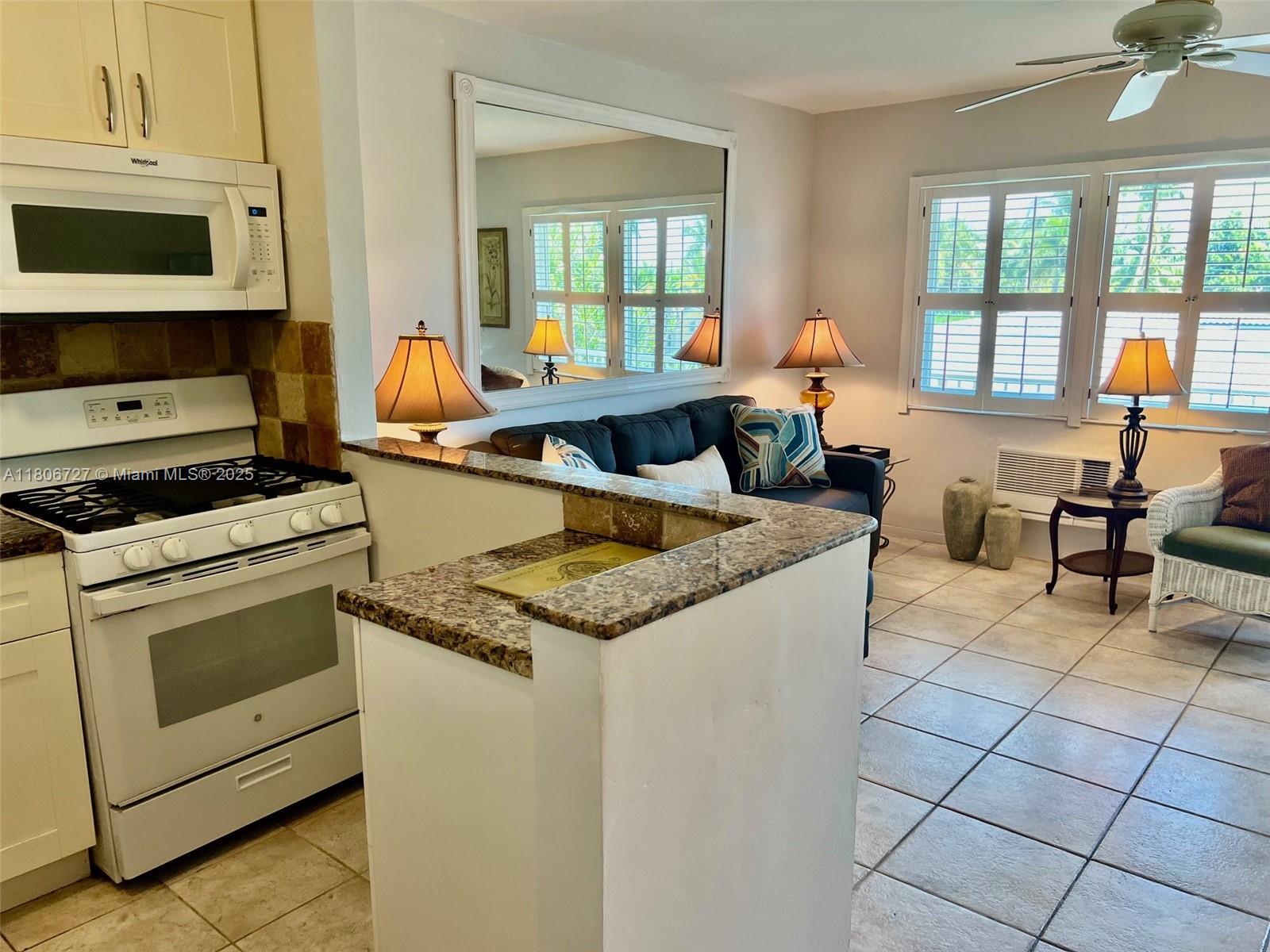 301 E Mcnab Rd 205