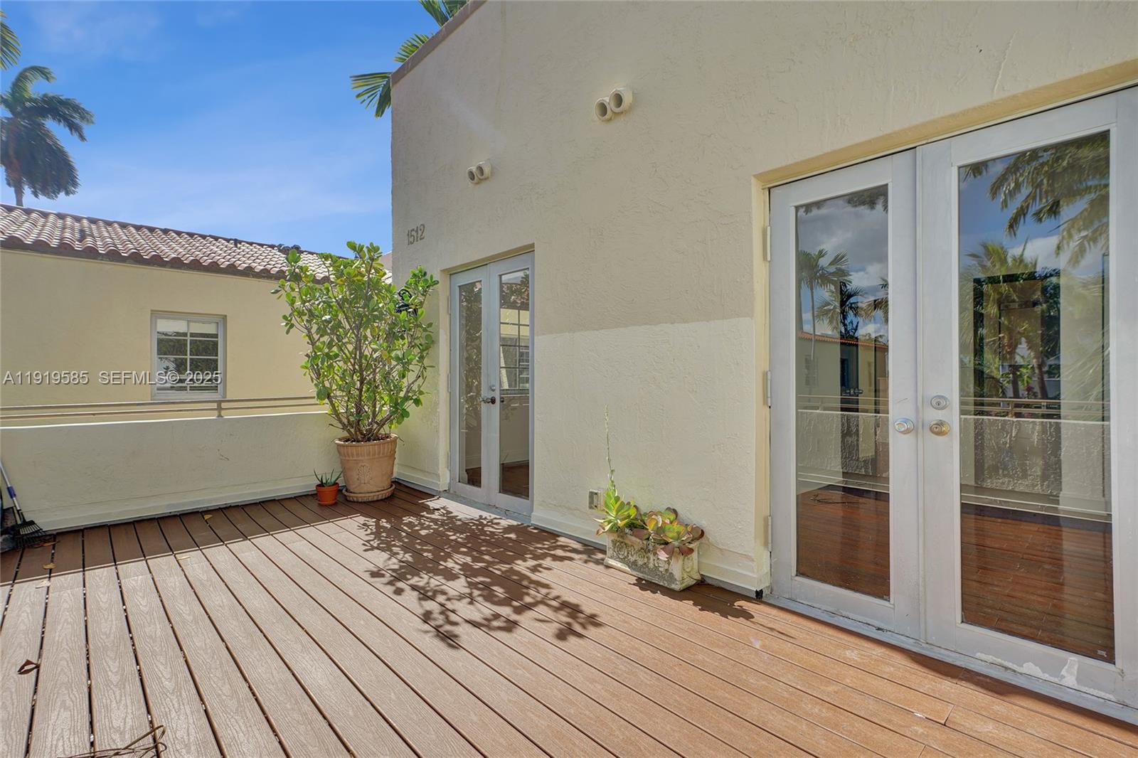 HARRIET COURT CONDO - Residential