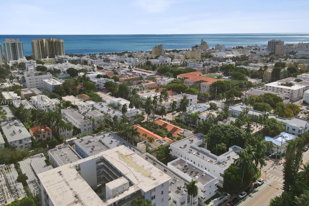 HARRIET COURT CONDO - Residential