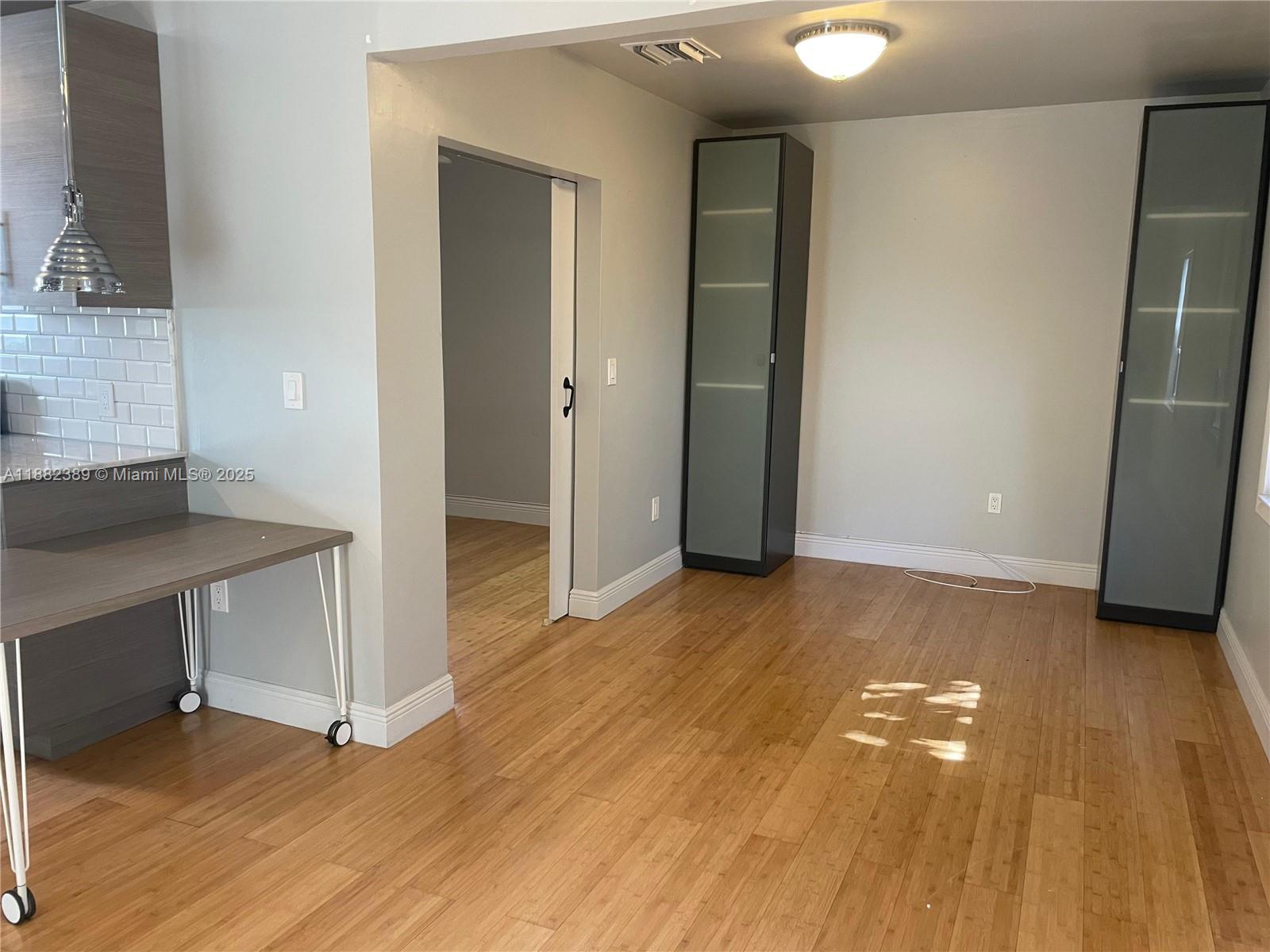 C GAB DOUGLAS SEC - Residential Lease