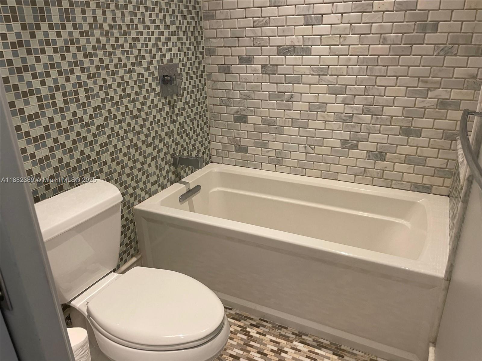 C GAB DOUGLAS SEC - Residential Lease