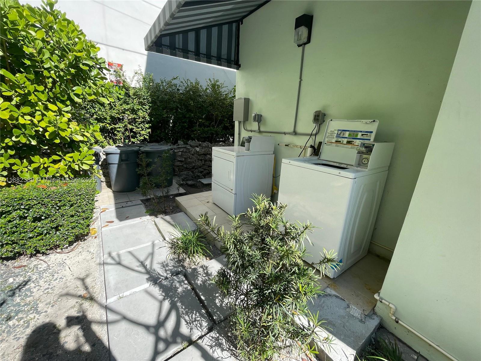 C GAB DOUGLAS SEC - Residential Lease