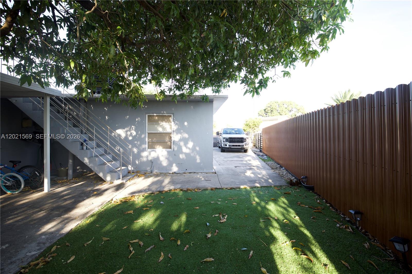 SUN-TAN VILLAGE SEC 3 - Residential
