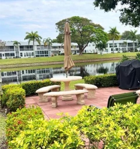 573 Durham U 573 Deerfield Beach FL 33442