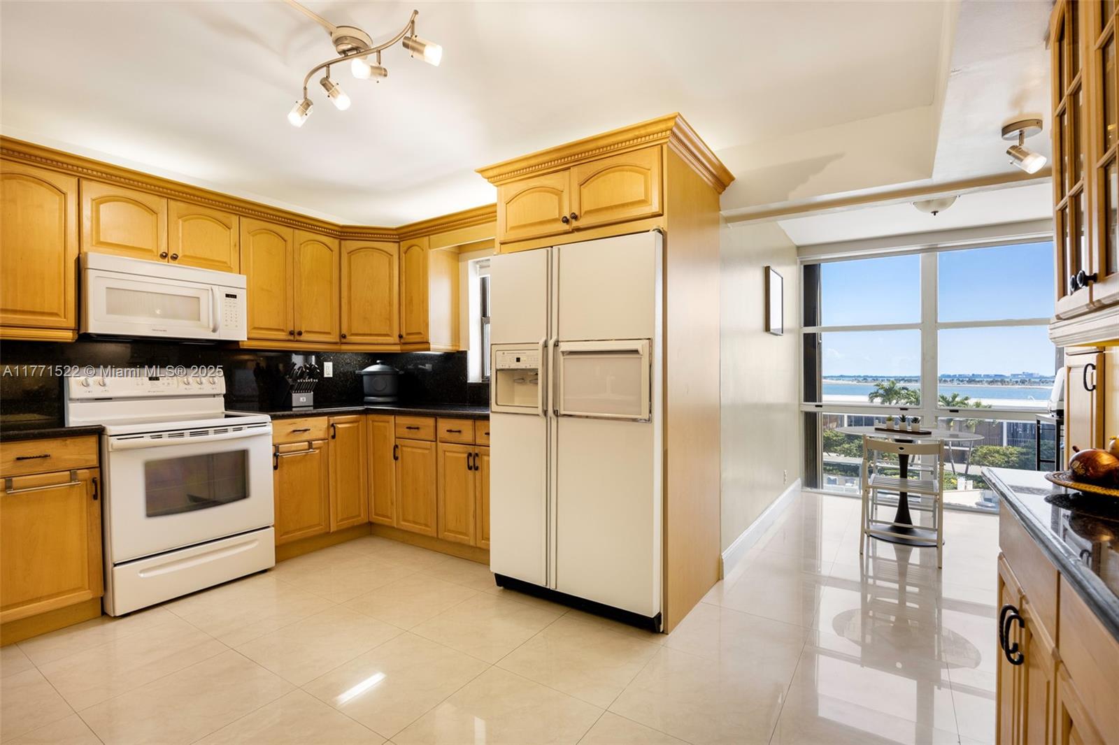 BRICKELL PLACE PHASE II C - Residential