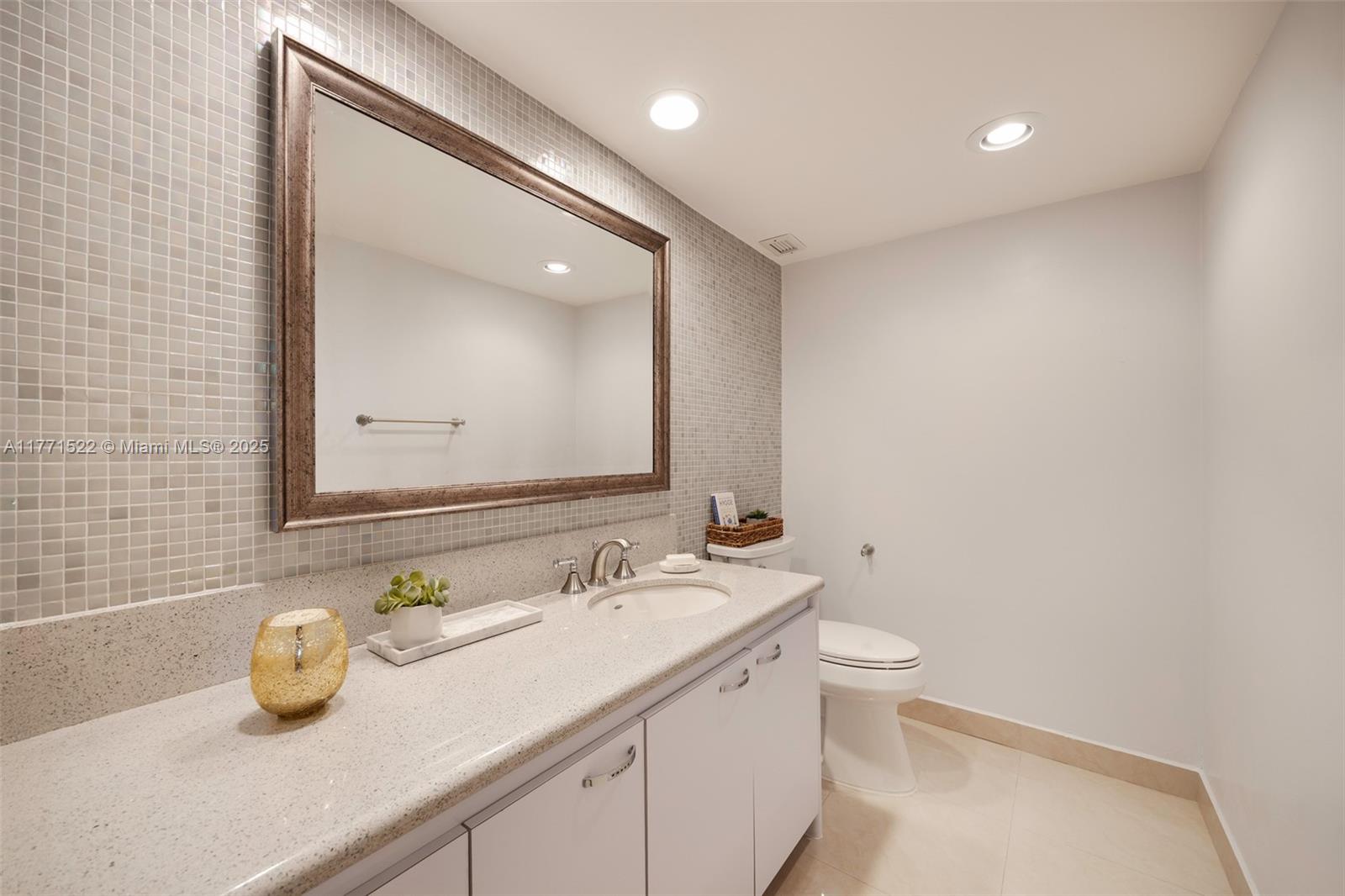 BRICKELL PLACE PHASE II C - Residential