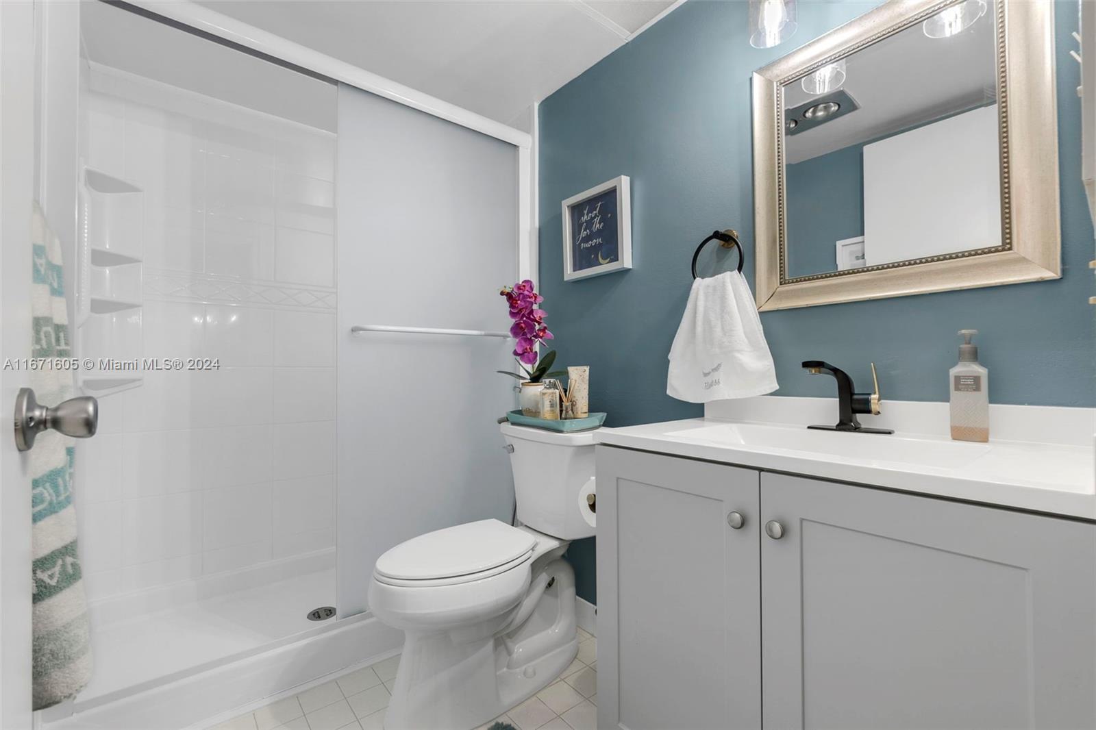 BAHAMA VILLAGE CONDO - Residential