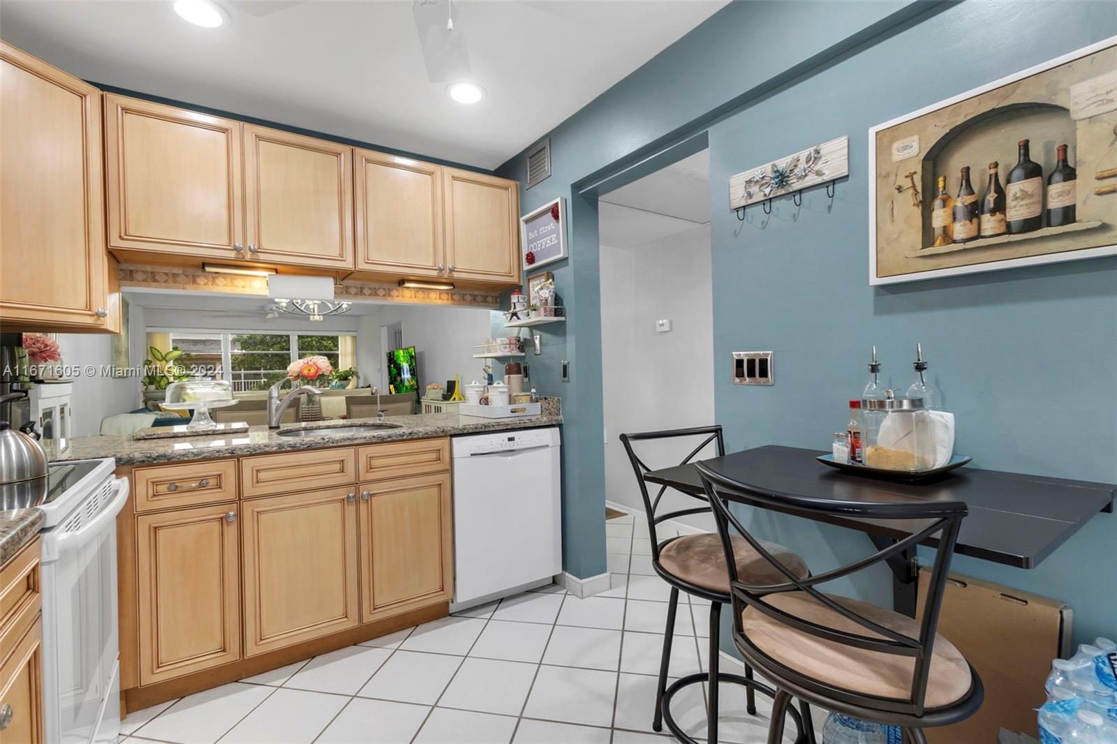 BAHAMA VILLAGE CONDO - Residential