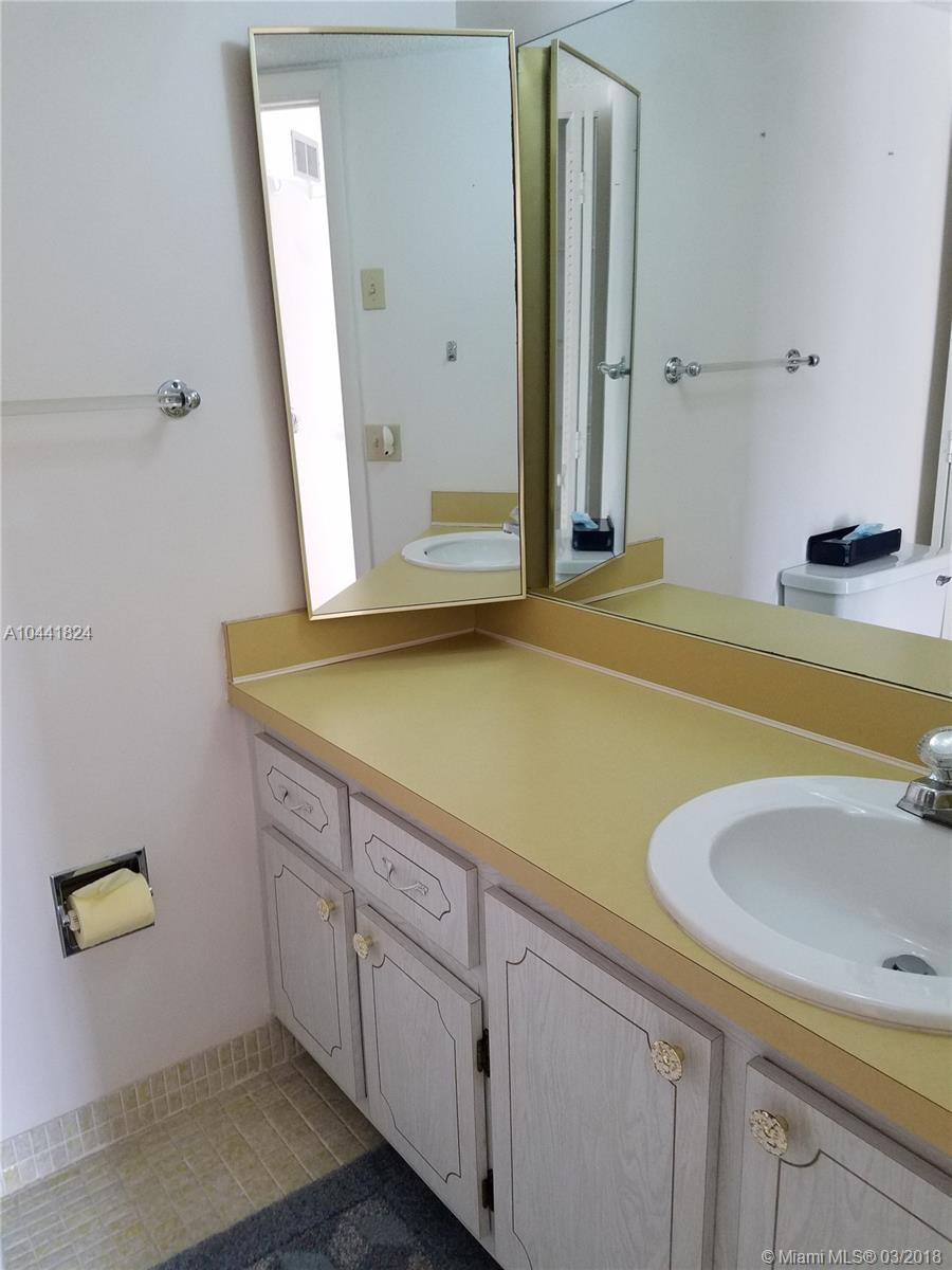 POLYNESIAN VILLAS 1 CONDO - Residential