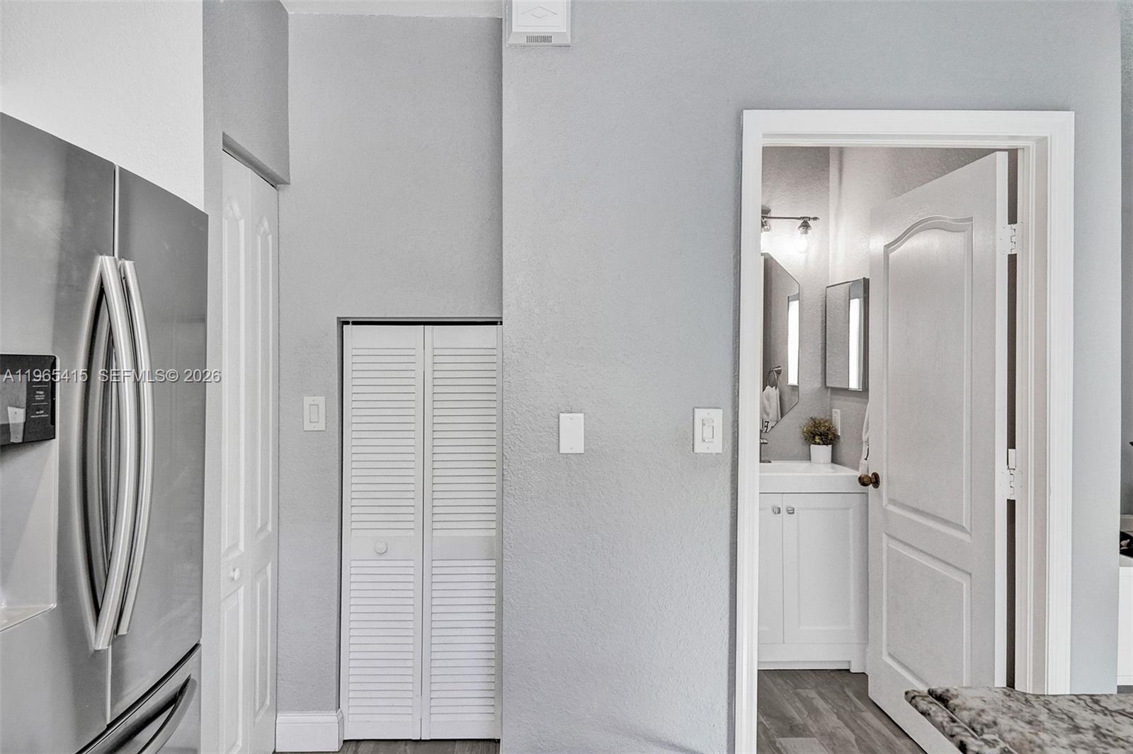 SANTA BARBARA 1ST ADDN - Residential Lease