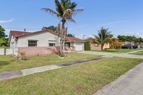 4781 NW 19th Ct 4781 Lauderhill FL 33313
