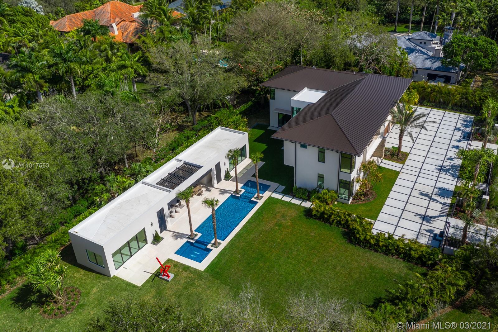 The Mansions Pinecrest - Residential