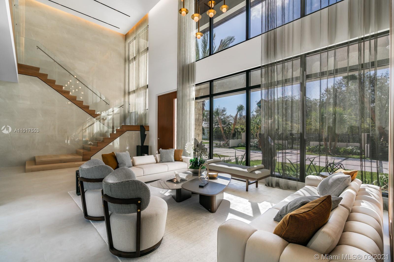 The Mansions Pinecrest - Residential