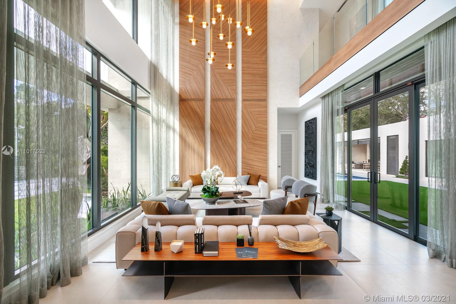 The Mansions Pinecrest - Residential