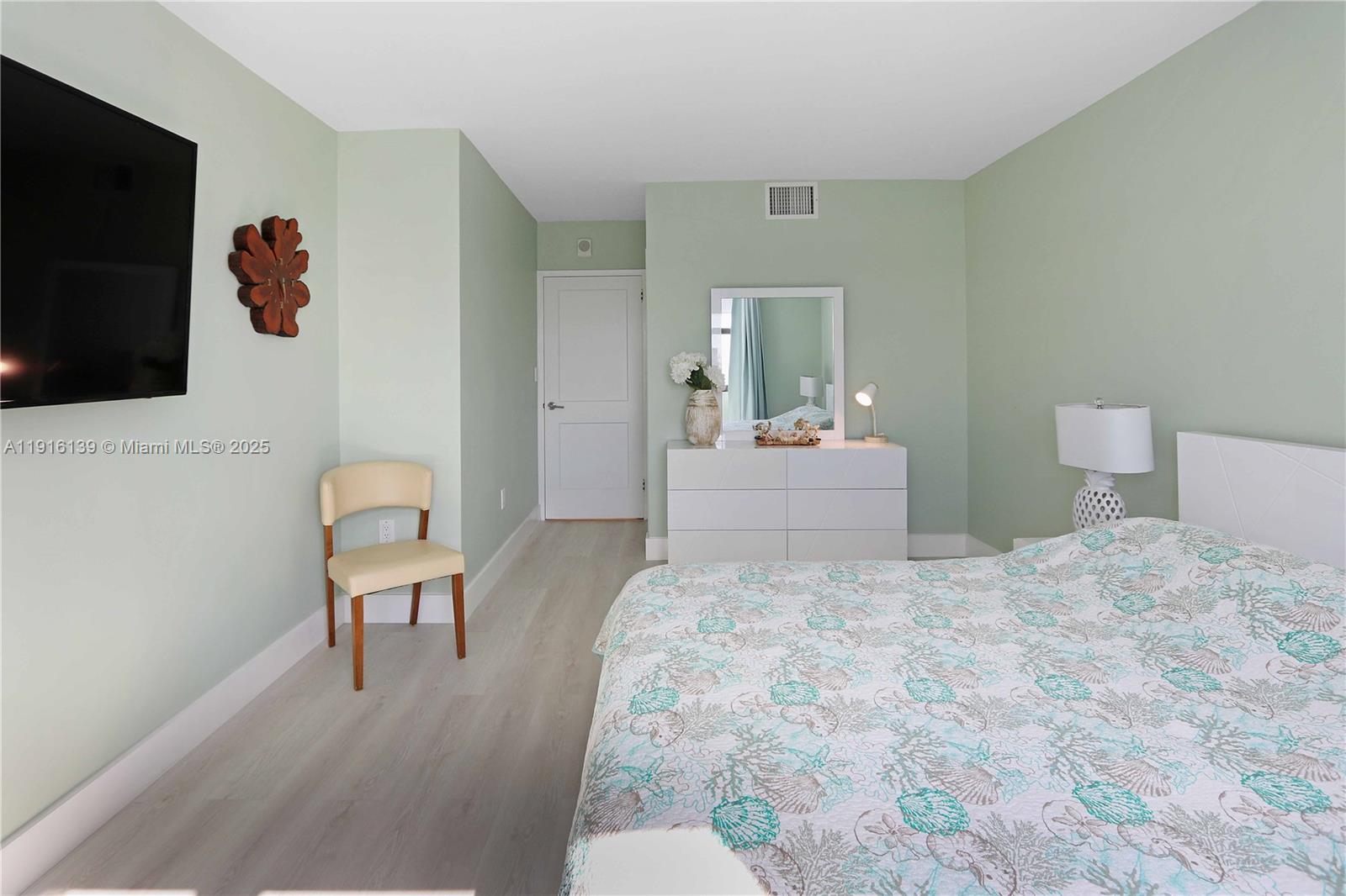 CRYSTAL TOWER INC CONDO - Residential