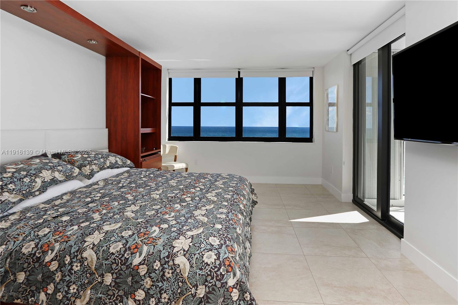 CRYSTAL TOWER INC CONDO - Residential