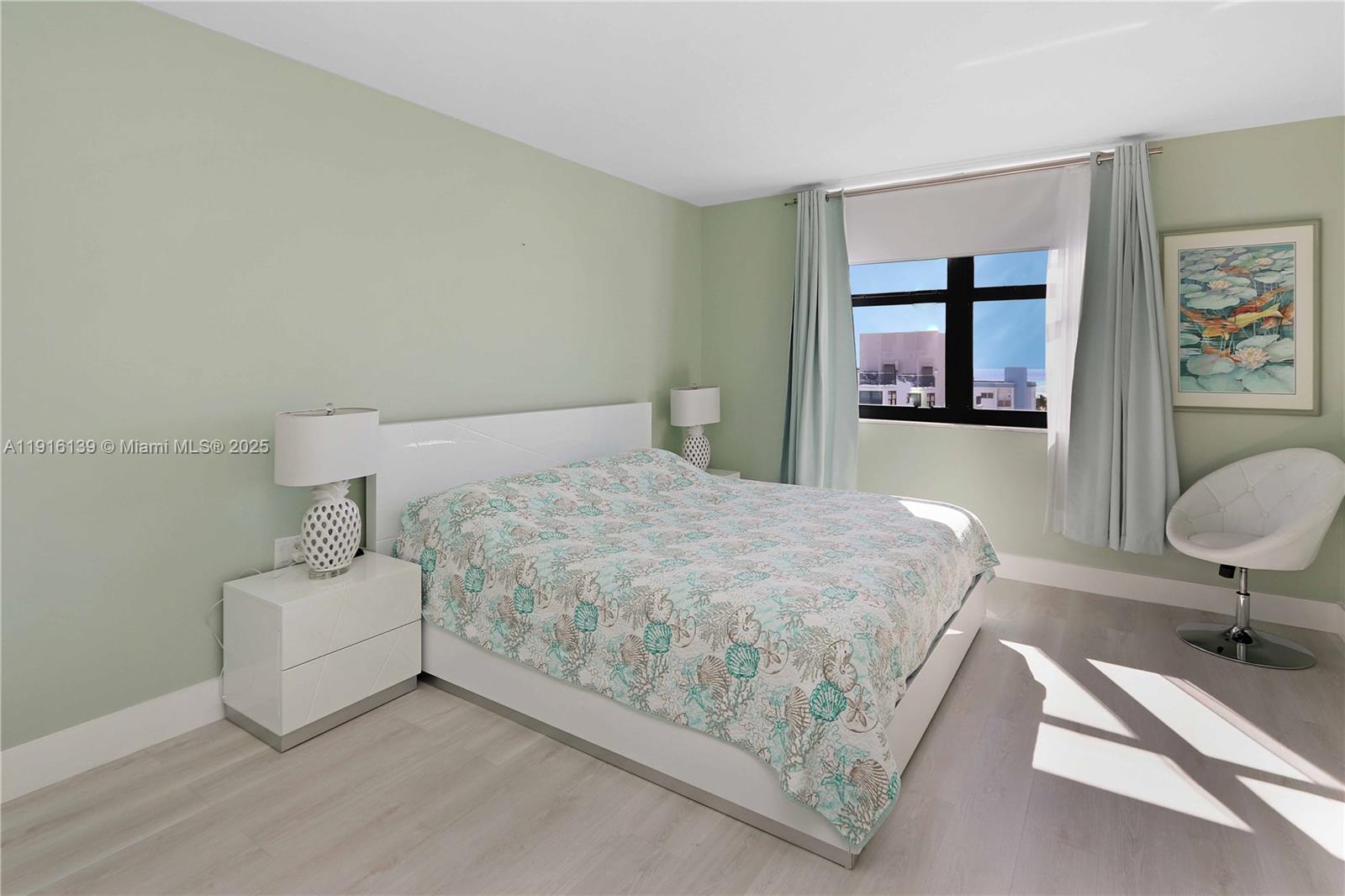 CRYSTAL TOWER INC CONDO - Residential