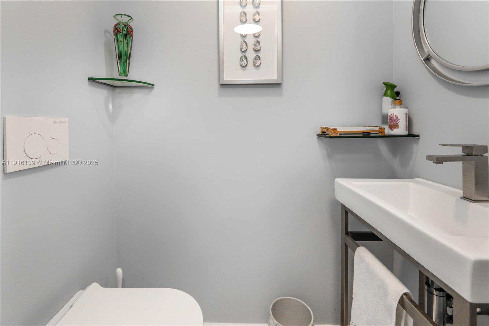 CRYSTAL TOWER INC CONDO - Residential