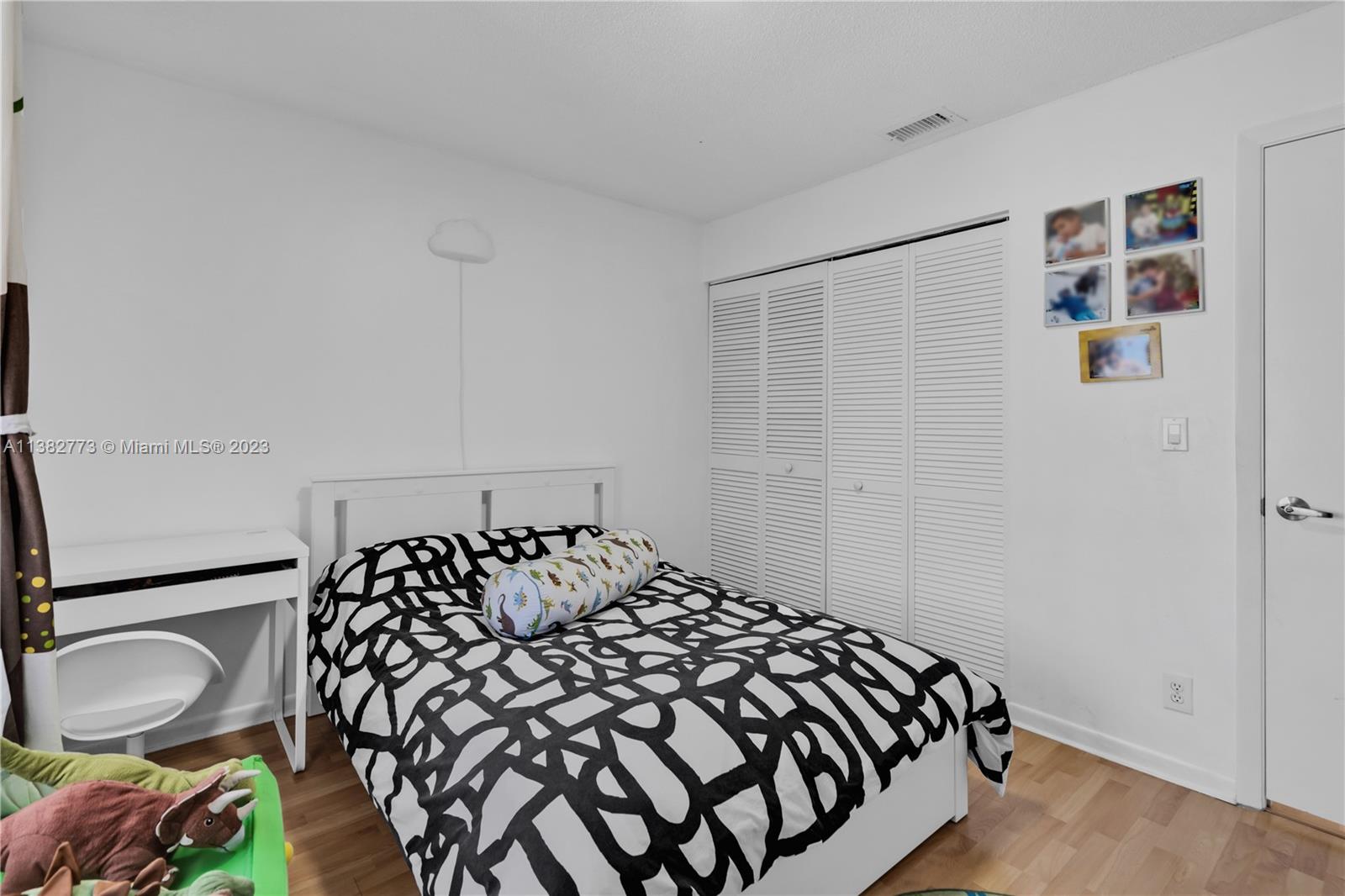 SILVER LAKES AT PEMBROKE - Residential Lease