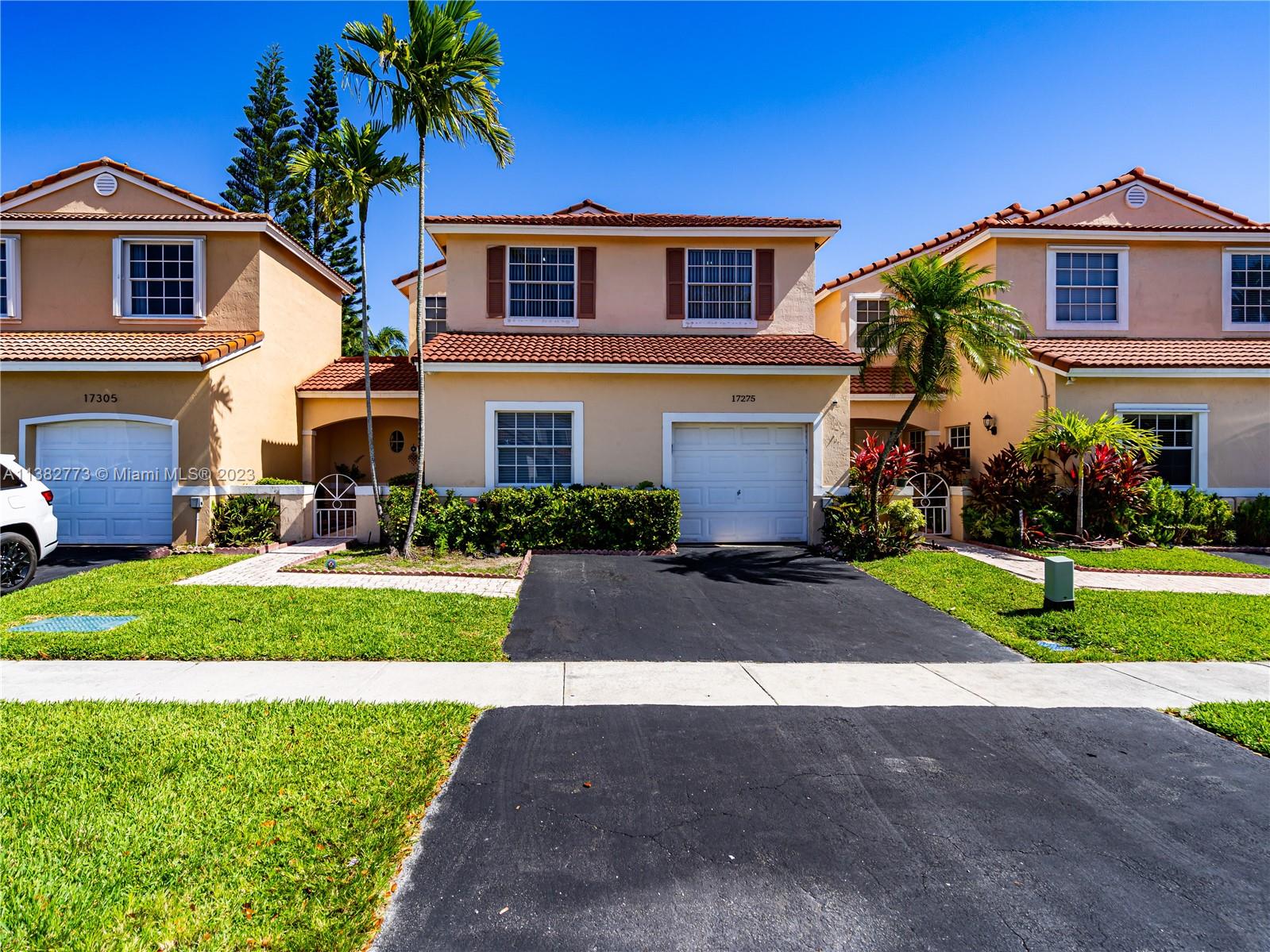 SILVER LAKES AT PEMBROKE - Residential Lease