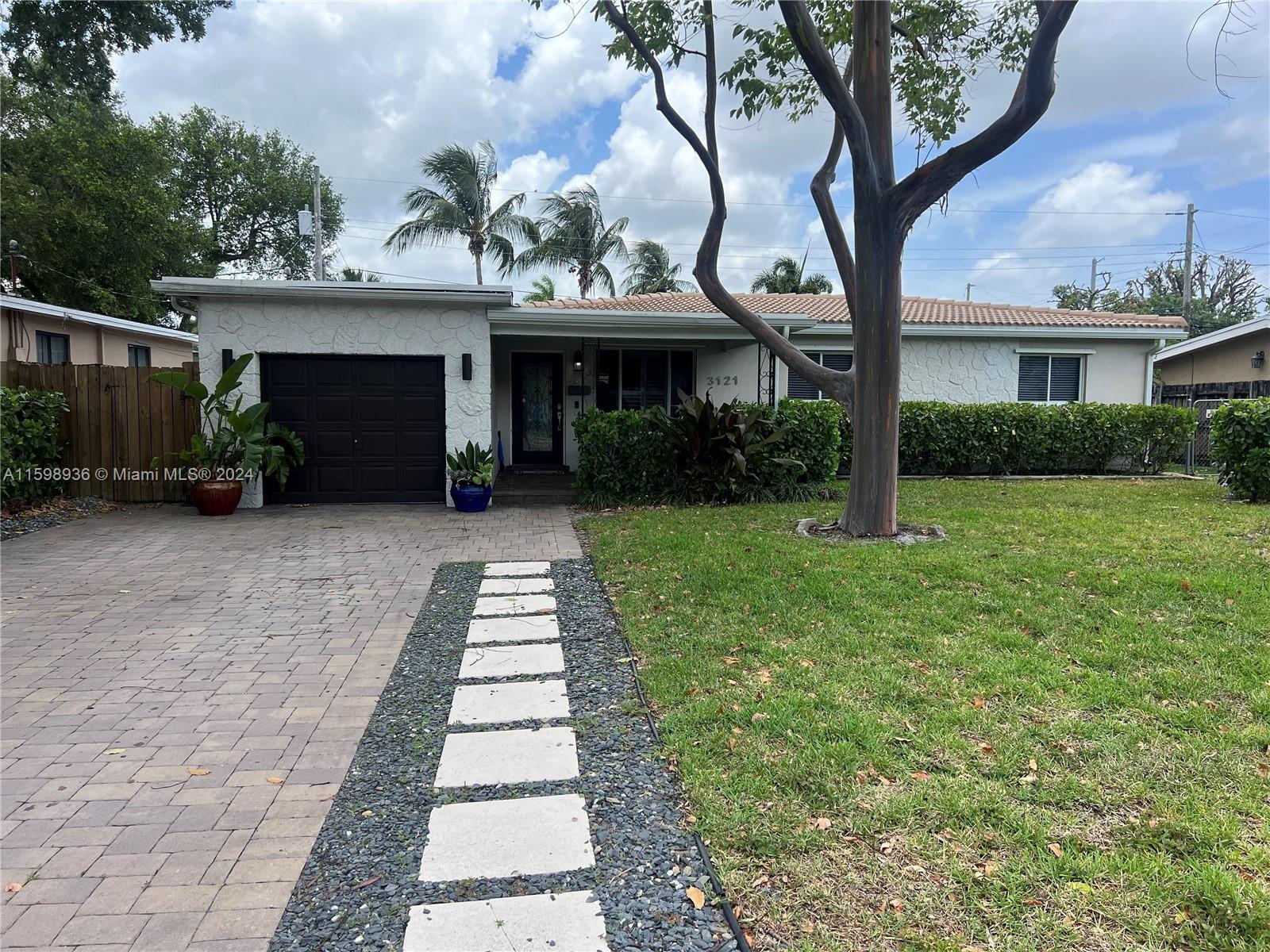 Welcome home. This updated 3/2 in Riverland is centrally located close to all major highways, beaches, boat ramps, Hard Rock, and the airport.