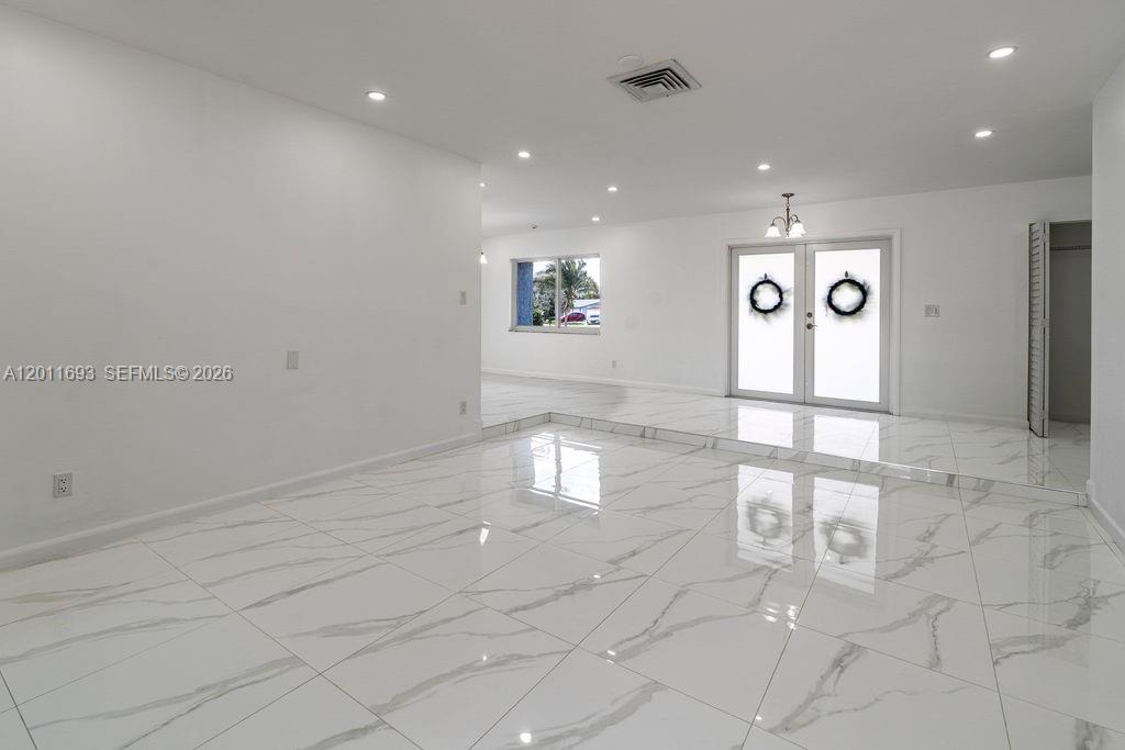 510 NW 97th Ter