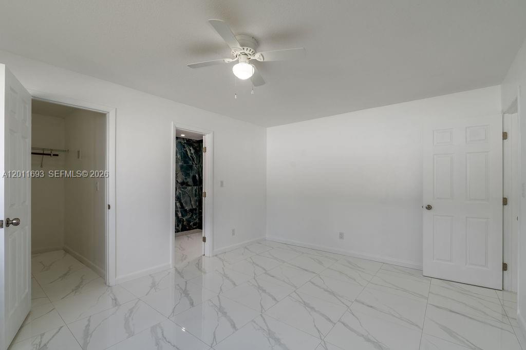 PASADENA LAKES SOUTH - Residential
