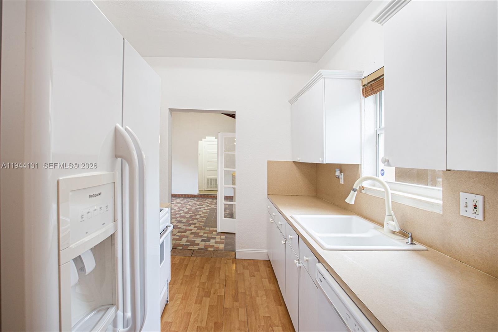 BRICKELL ESTATES - Residential