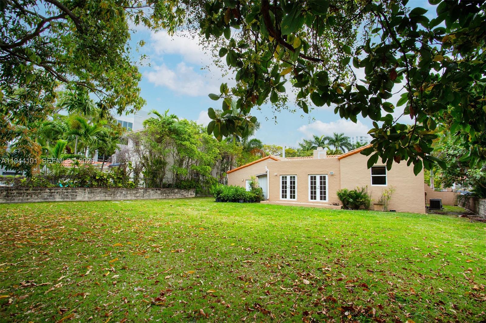 BRICKELL ESTATES - Residential