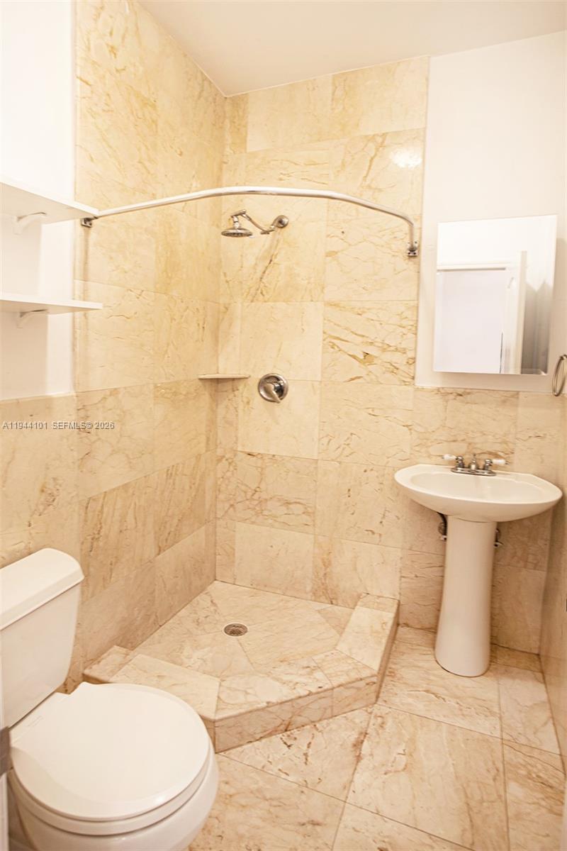 BRICKELL ESTATES - Residential