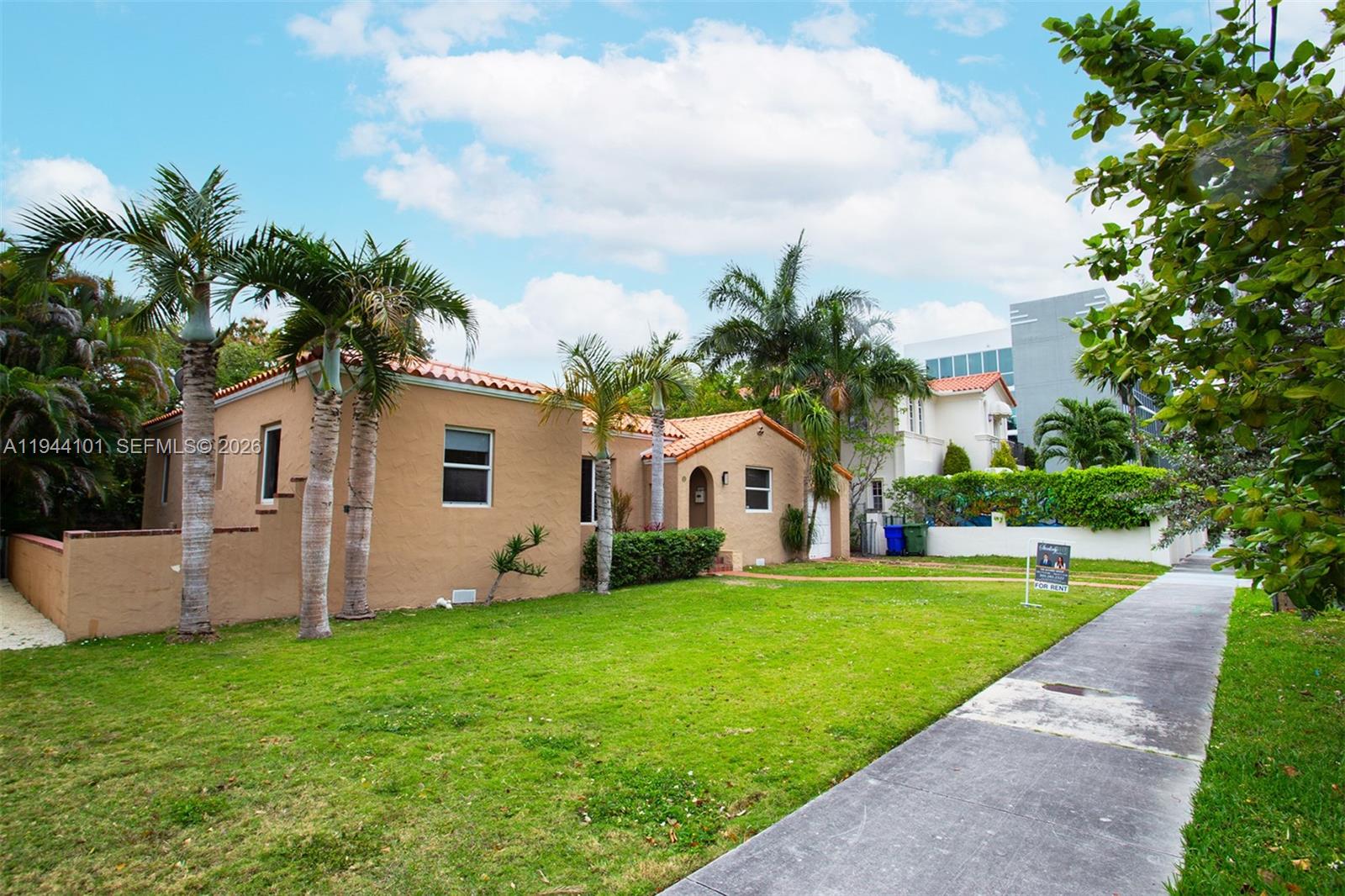 BRICKELL ESTATES - Residential