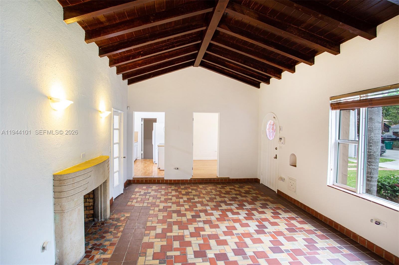 BRICKELL ESTATES - Residential