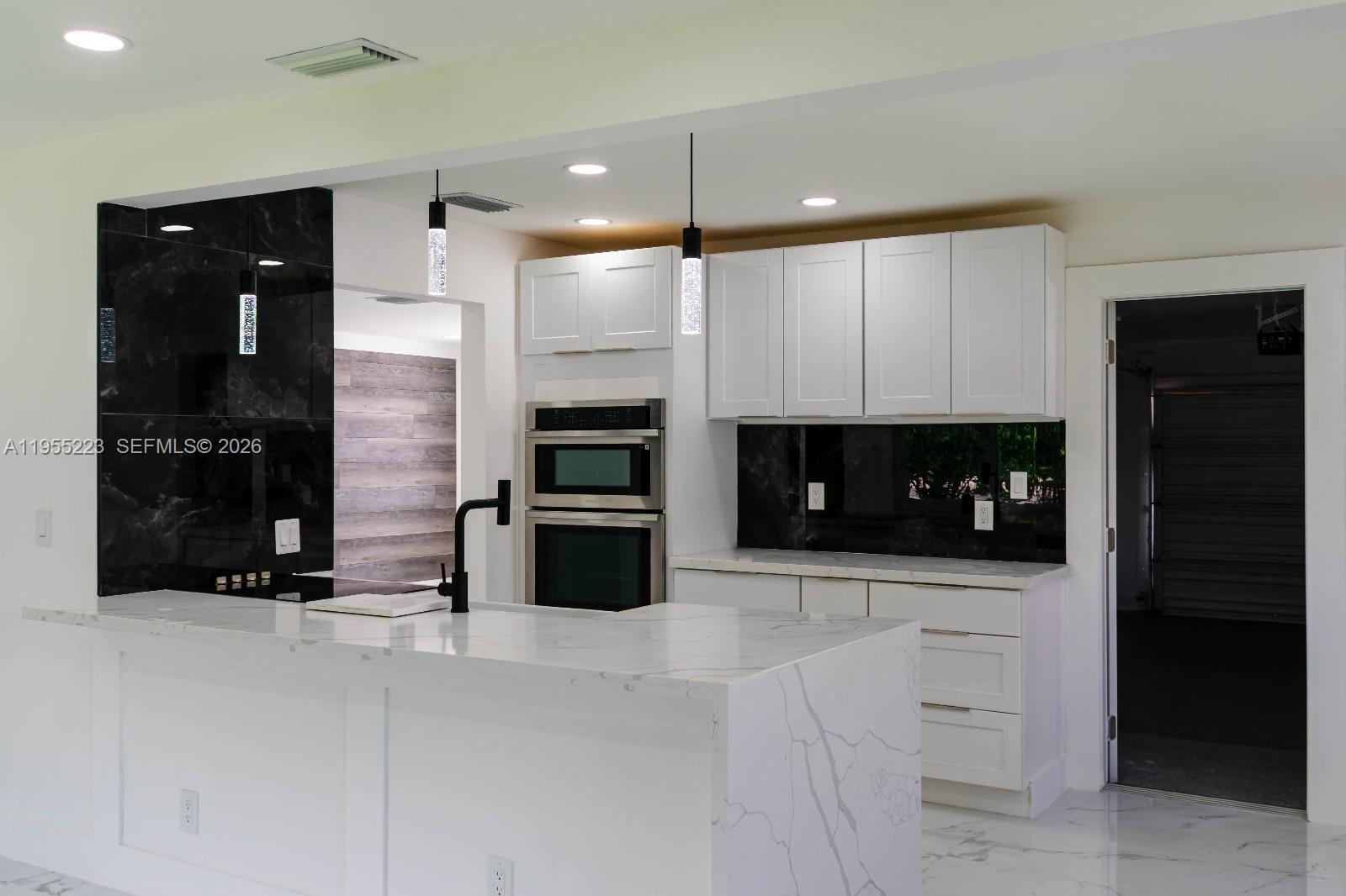 PALM BEACH LEISUREVILLE R - Residential