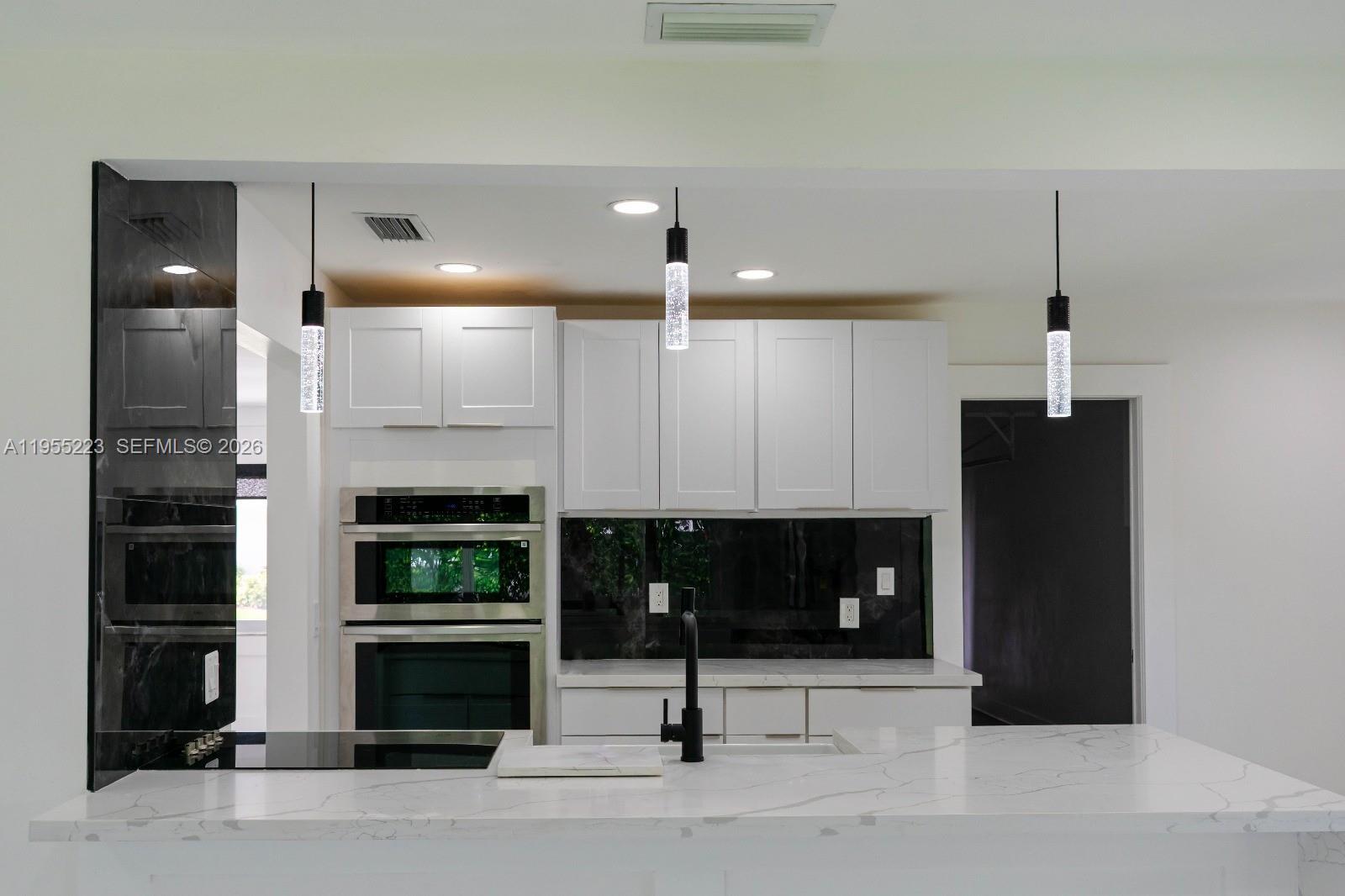 PALM BEACH LEISUREVILLE R - Residential