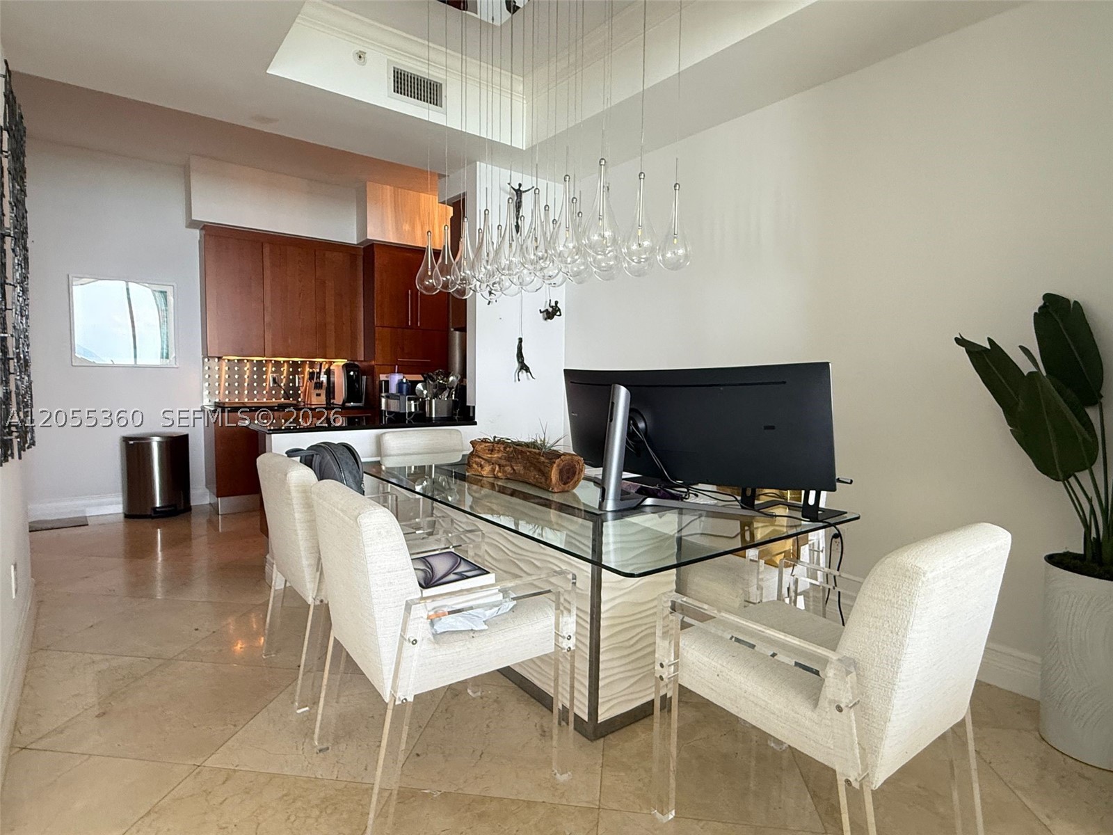 18101 Collins Ave 1605