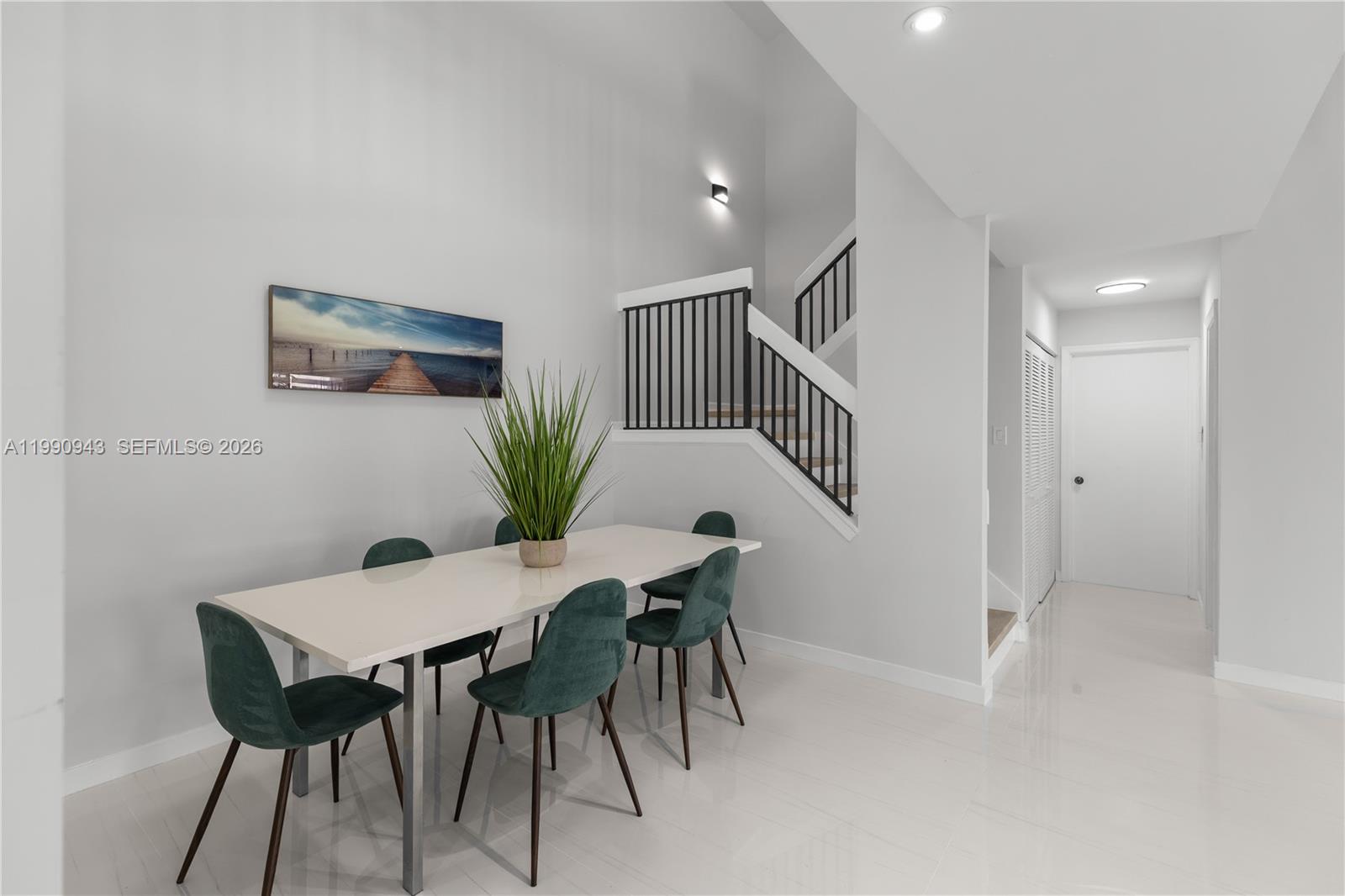 WIMBLEDON VILLAS OF VIA V - Residential